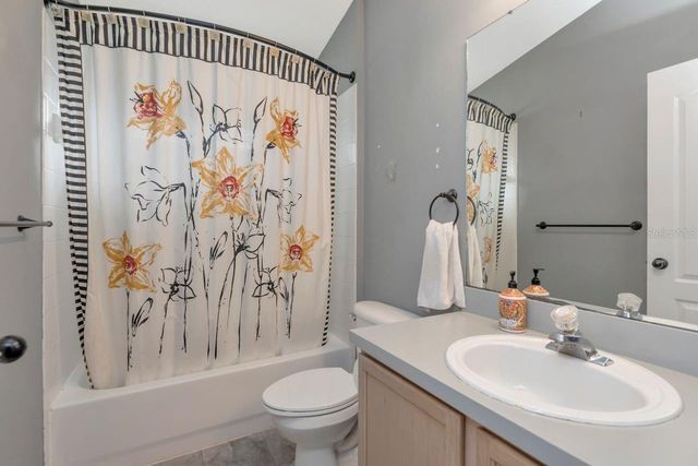 19519 MORDEN BLUSH DRIVE, Lutz, FL 33558