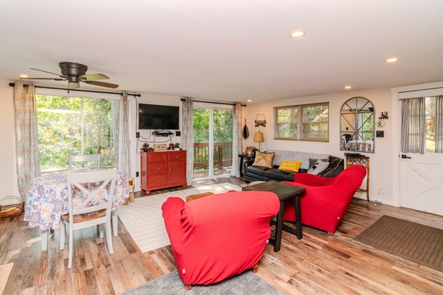 1058 S Lakeshore Drive, Lawrenceburg, KY 40342