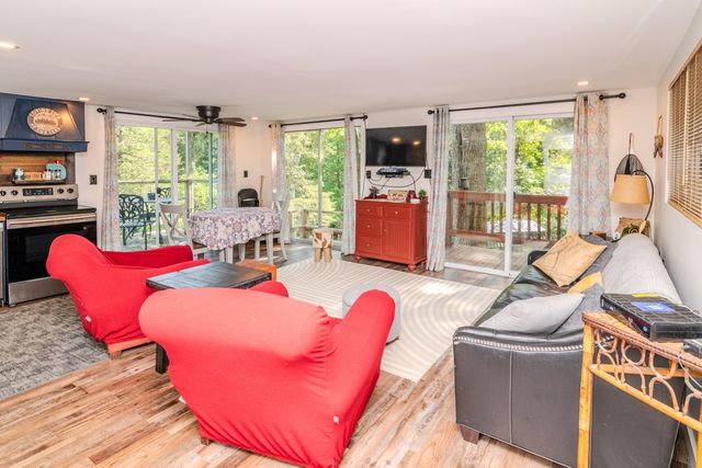 1058 S Lakeshore Drive, Lawrenceburg, KY 40342