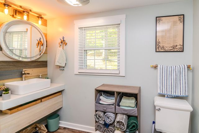 1058 S Lakeshore Drive, Lawrenceburg, KY 40342