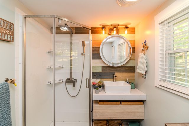 1058 S Lakeshore Drive, Lawrenceburg, KY 40342