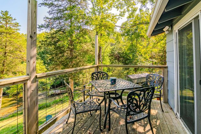 1058 S Lakeshore Drive, Lawrenceburg, KY 40342