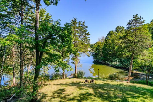 1058 S Lakeshore Drive, Lawrenceburg, KY 40342