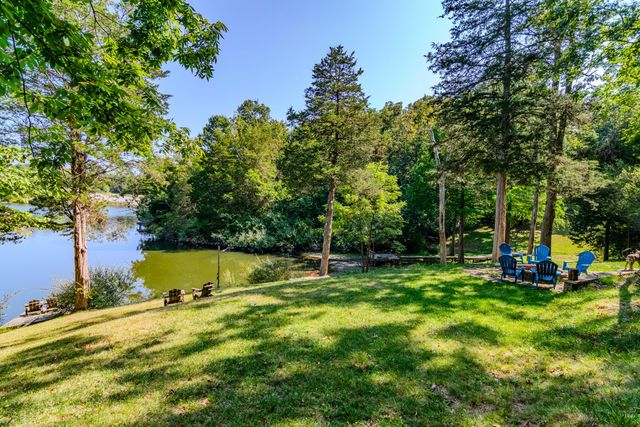 1058 S Lakeshore Drive, Lawrenceburg, KY 40342