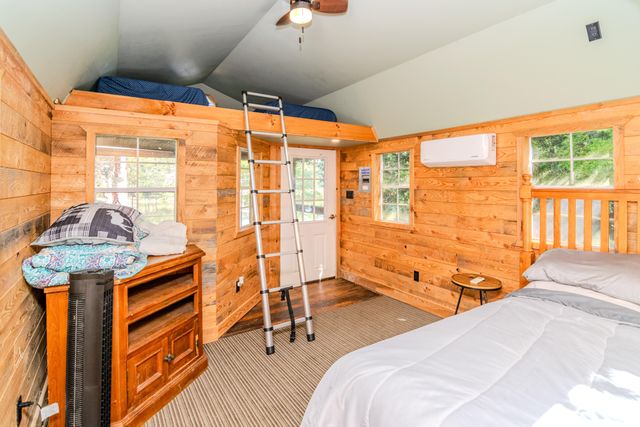 1058 S Lakeshore Drive, Lawrenceburg, KY 40342