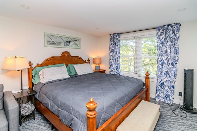 1058 S Lakeshore Drive, Lawrenceburg, KY 40342