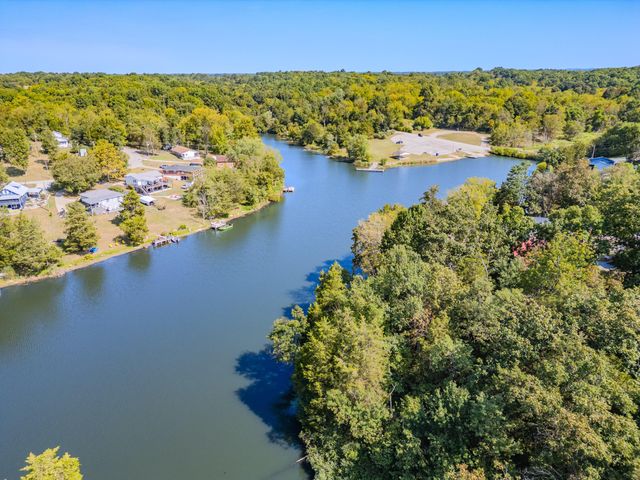 1058 S Lakeshore Drive, Lawrenceburg, KY 40342