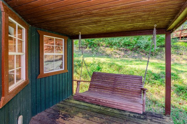 1058 S Lakeshore Drive, Lawrenceburg, KY 40342