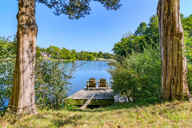 1058 S Lakeshore Drive, Lawrenceburg, KY 40342