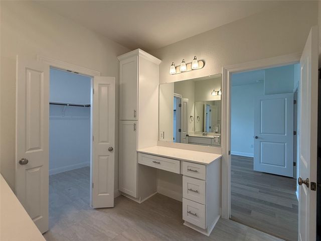 132 Tenny LN, Kyle, TX 78640