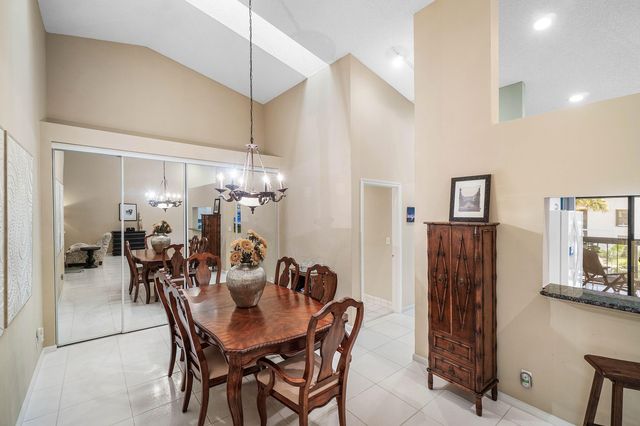 9711 PAVAROTTI Terrace 202, Boynton Beach, FL 33437