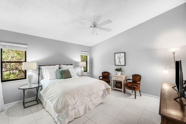 9711 PAVAROTTI Terrace 202, Boynton Beach, FL 33437