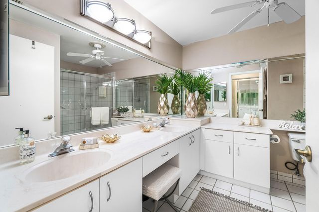 9711 PAVAROTTI Terrace 202, Boynton Beach, FL 33437