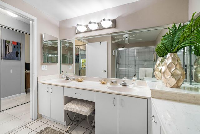 9711 PAVAROTTI Terrace 202, Boynton Beach, FL 33437