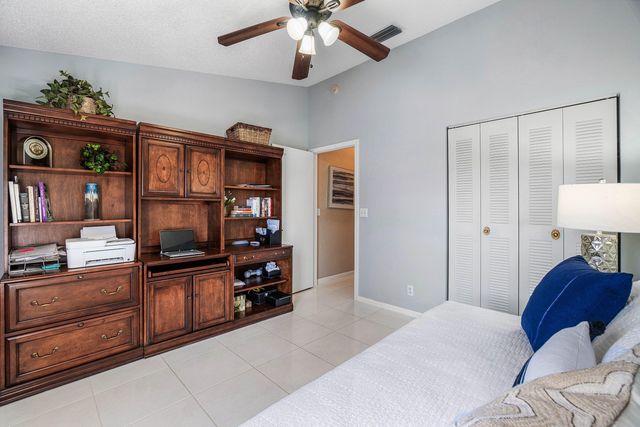 9711 PAVAROTTI Terrace 202, Boynton Beach, FL 33437