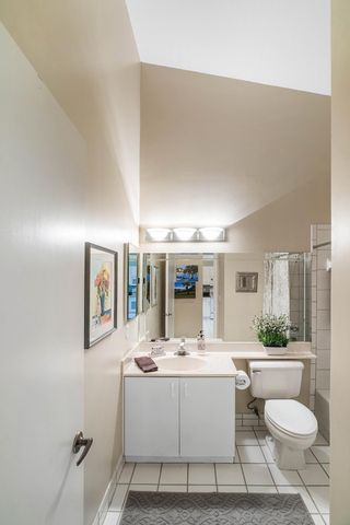 9711 PAVAROTTI Terrace 202, Boynton Beach, FL 33437