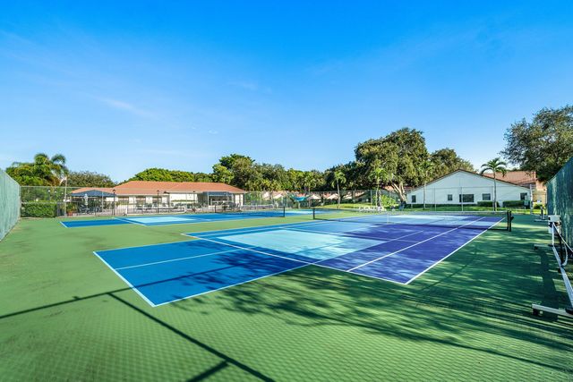 9711 PAVAROTTI Terrace 202, Boynton Beach, FL 33437