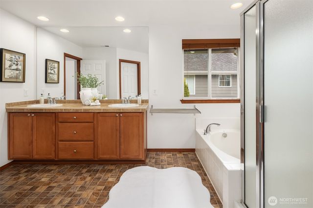 12871 NE 198th Place, Woodinville, WA 98072