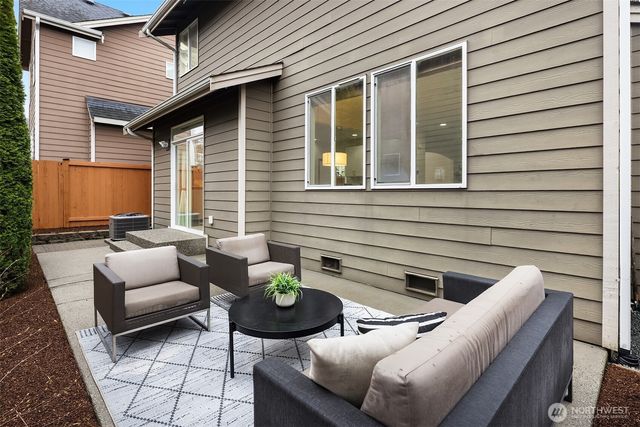 12871 NE 198th Place, Woodinville, WA 98072