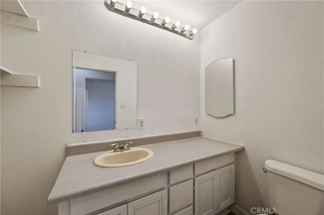 513 Lookout, Lake Elsinore, CA 92530