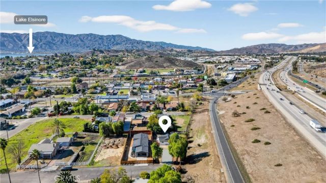 513 Lookout, Lake Elsinore, CA 92530