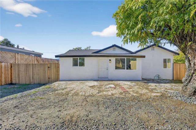 513 Lookout, Lake Elsinore, CA 92530