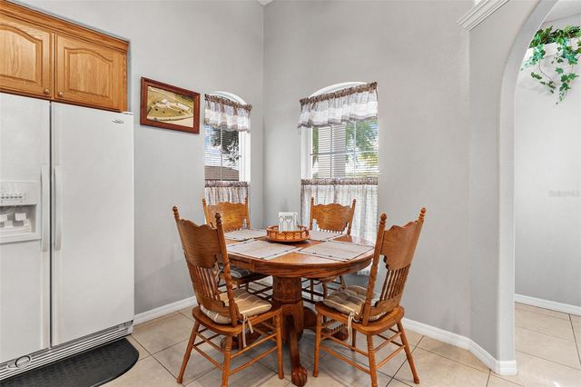 93 FAIRWAY CIRCLE, Umatilla, FL 32784