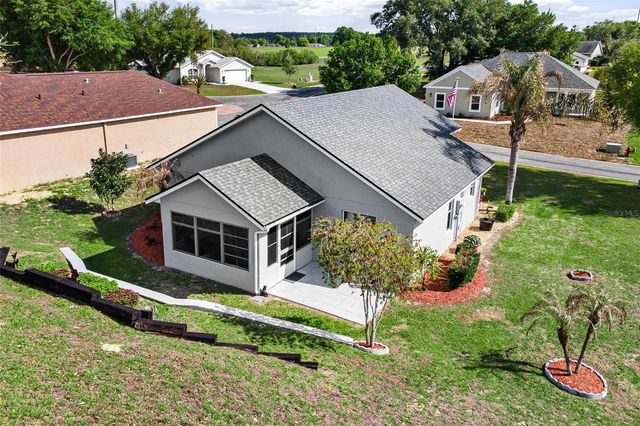 93 FAIRWAY CIRCLE, Umatilla, FL 32784