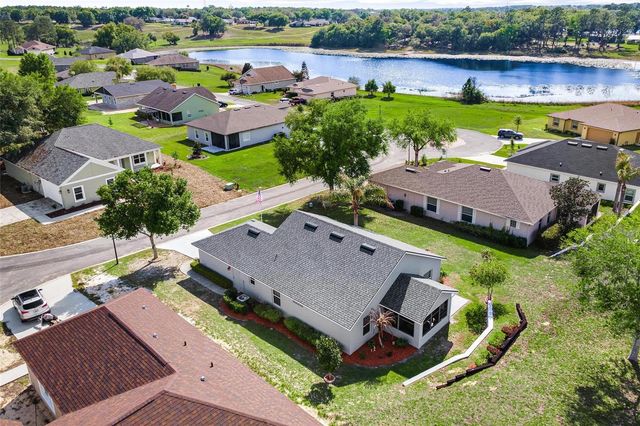 93 FAIRWAY CIRCLE, Umatilla, FL 32784