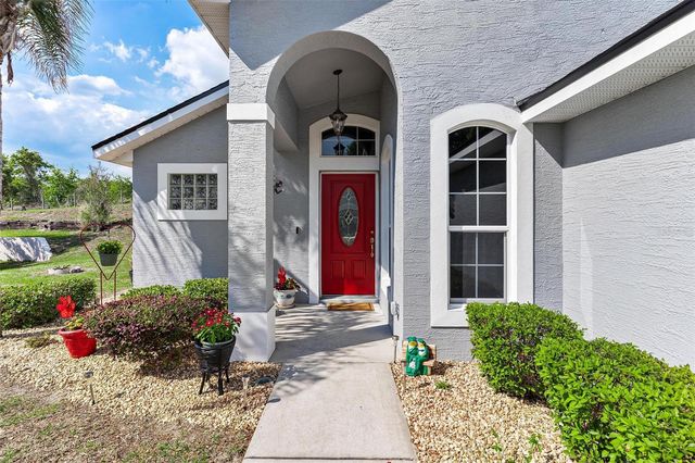 93 FAIRWAY CIRCLE, Umatilla, FL 32784