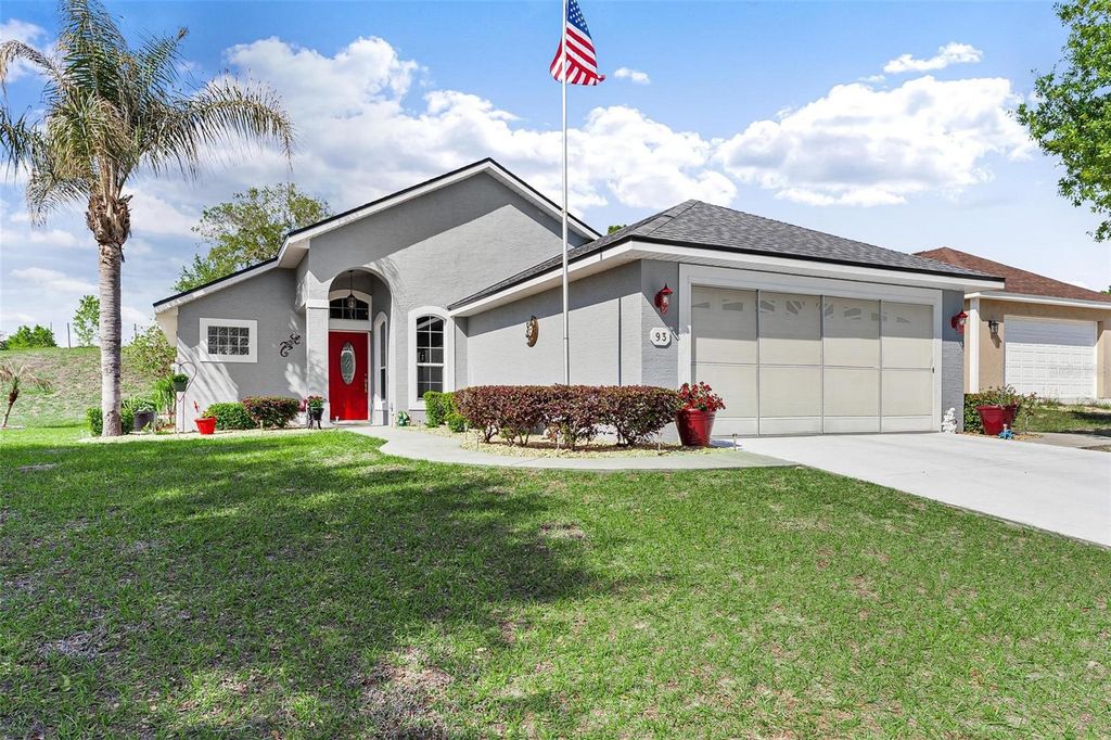 93 FAIRWAY CIRCLE, Umatilla, FL 32784