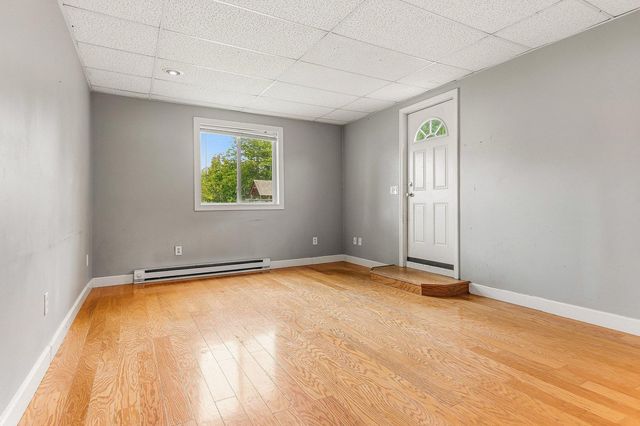 2 Lee Street, Somersworth, NH 03878