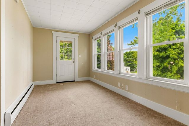2 Lee Street, Somersworth, NH 03878