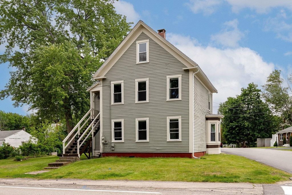 2 Lee Street, Somersworth, NH 03878