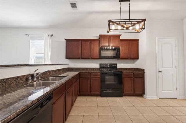 5003 Beck Lane, Rosenberg, TX 77469