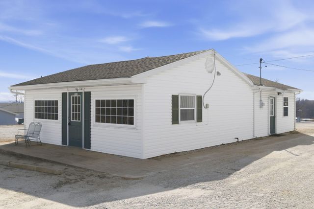 312 Rb Road, Stockton, MO 65785