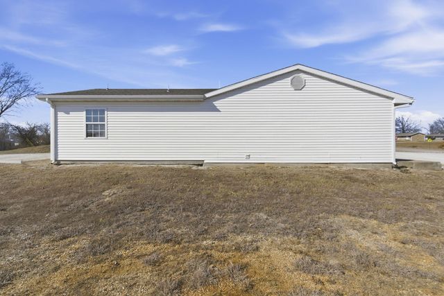 312 Rb Road, Stockton, MO 65785