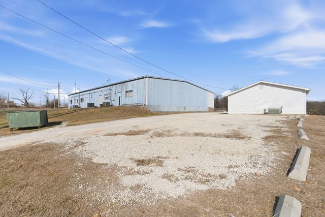 312 Rb Road, Stockton, MO 65785