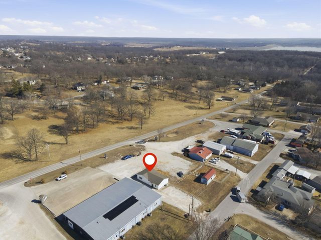 312 Rb Road, Stockton, MO 65785
