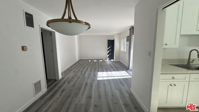 630 N Orlando Avenue 1, West Hollywood, CA 90048