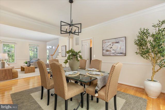 12221 HARBOR TOWN CIR, Fairfax, VA 22033