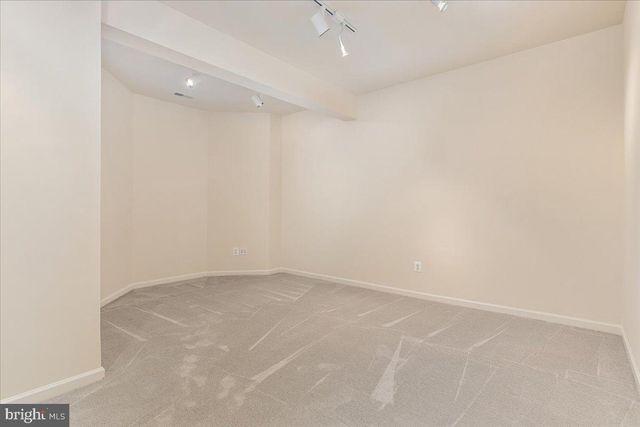 12221 HARBOR TOWN CIR, Fairfax, VA 22033