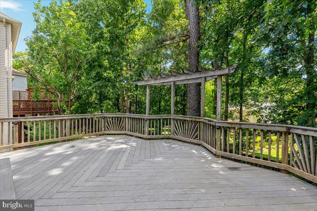 12221 HARBOR TOWN CIR, Fairfax, VA 22033