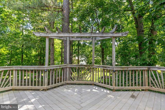 12221 HARBOR TOWN CIR, Fairfax, VA 22033