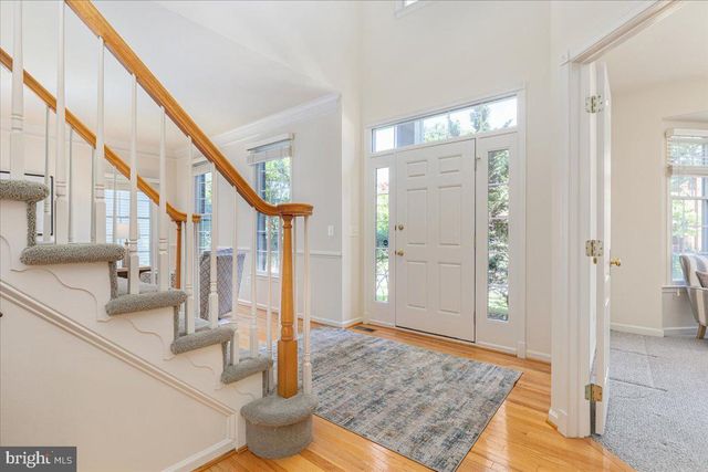 12221 HARBOR TOWN CIR, Fairfax, VA 22033