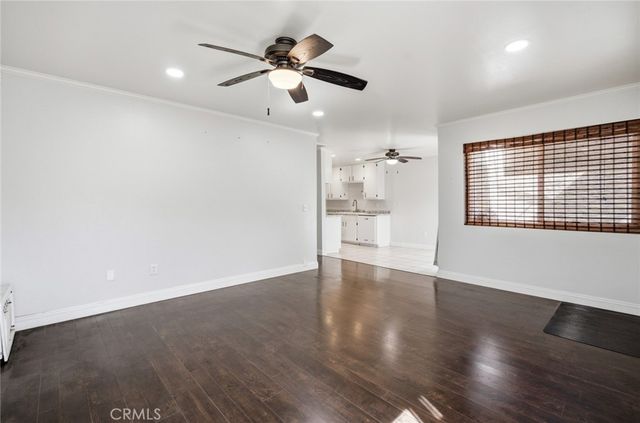1800 E Heim 29, Orange, CA 92865