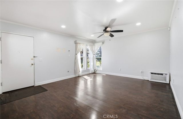 1800 E Heim 29, Orange, CA 92865