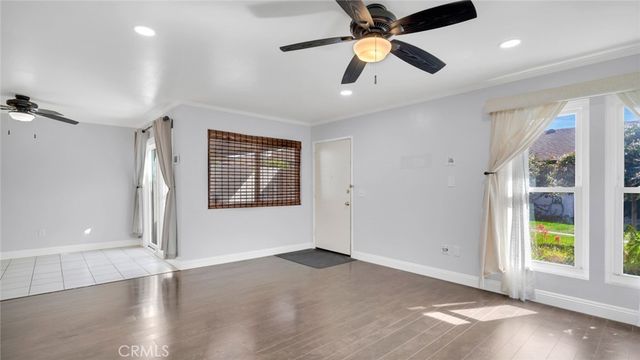 1800 E Heim 29, Orange, CA 92865