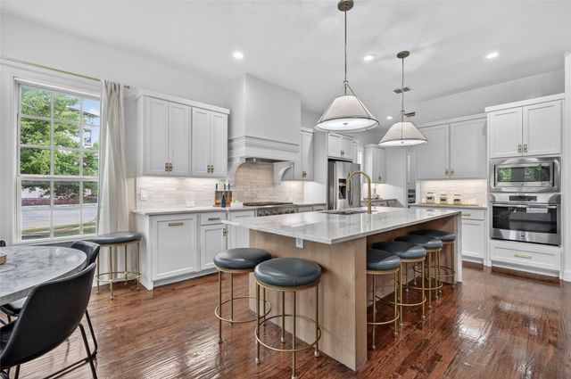 2616 Virginia Parkway, Flower Mound, TX 75022