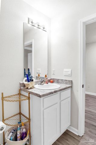 1760 Paisleigh Dr, Pensacola, FL 32534